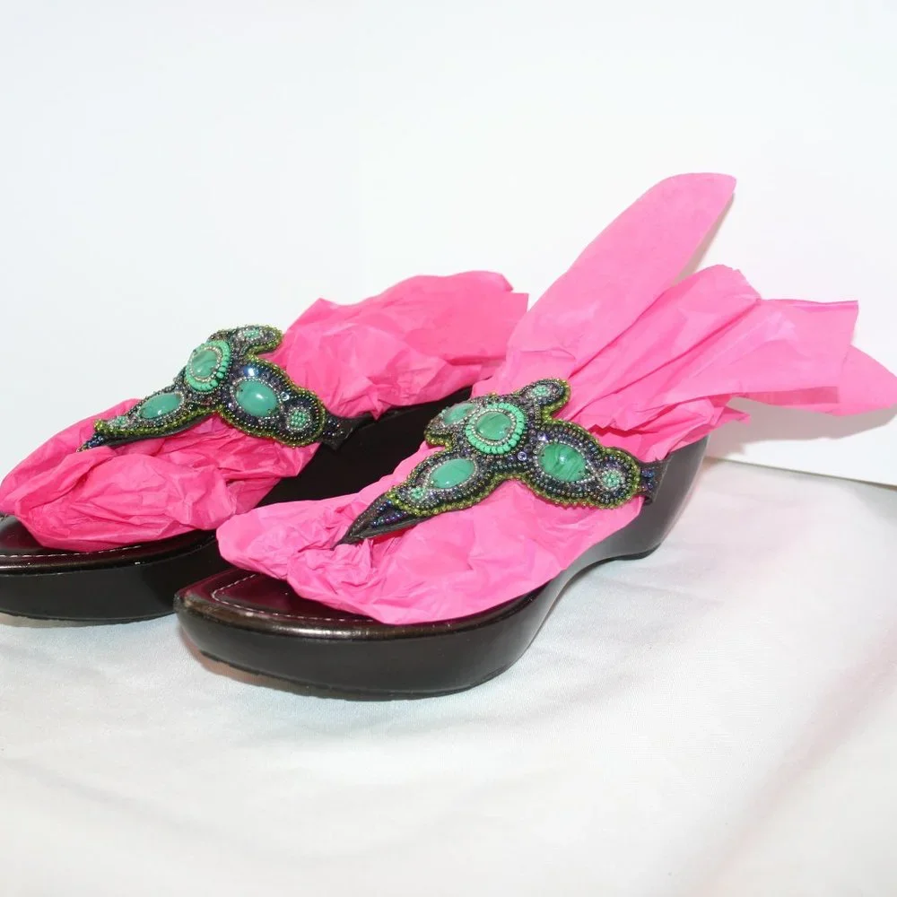 Donald Pliner Wedge Heel Sandal 'Cece" Size 8.5 J-894. New Condition. No box. - Picture 5 of 10